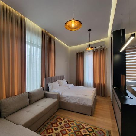 טיראנה Berhami Studio Apartment מראה חיצוני תמונה