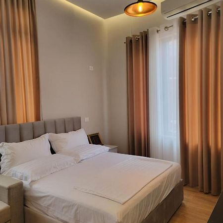 טיראנה Berhami Studio Apartment מראה חיצוני תמונה