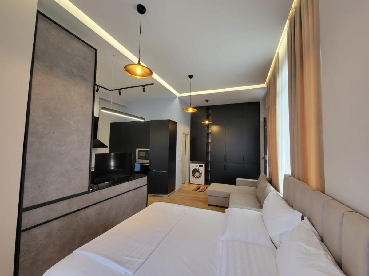 טיראנה Berhami Studio Apartment מראה חיצוני תמונה