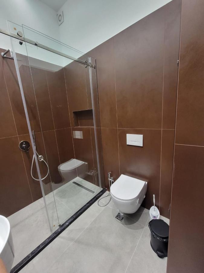 טיראנה Berhami Studio Apartment מראה חיצוני תמונה
